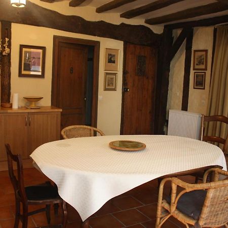 Ferienwohnung L' Ancien Relais De Poste Henri Casteljaloux Exterior foto
