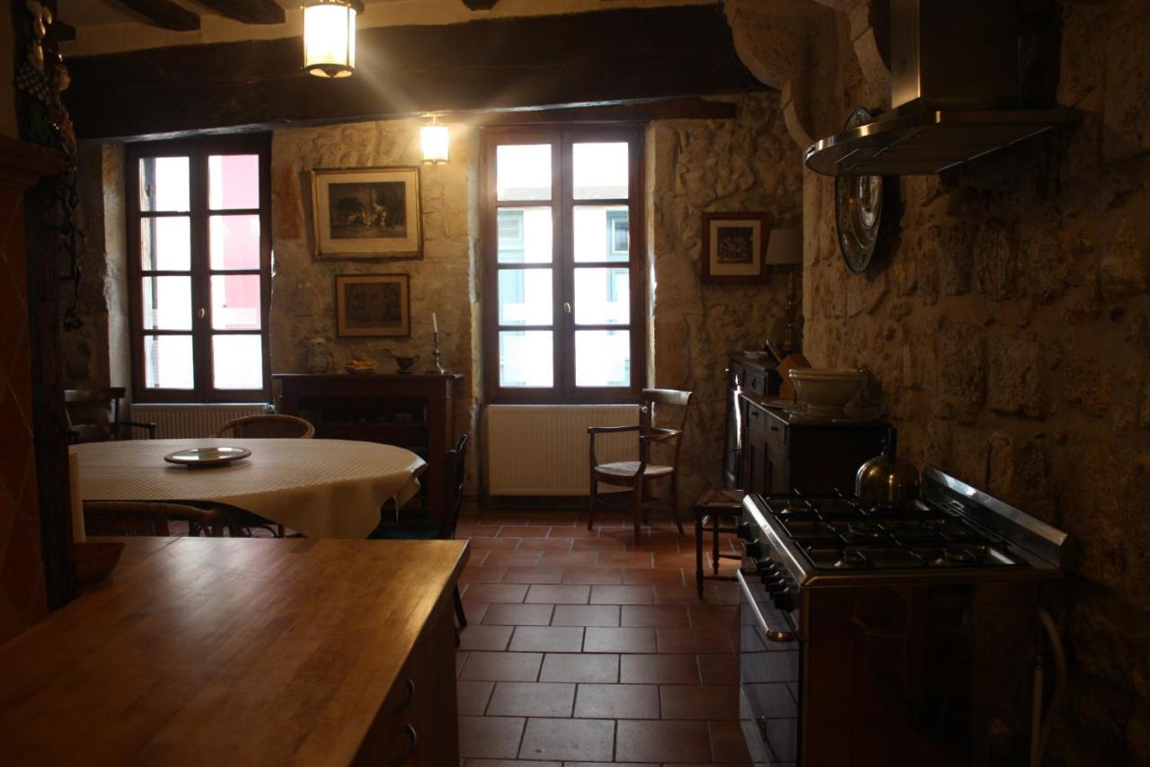 Ferienwohnung L' Ancien Relais De Poste Henri Casteljaloux Exterior foto