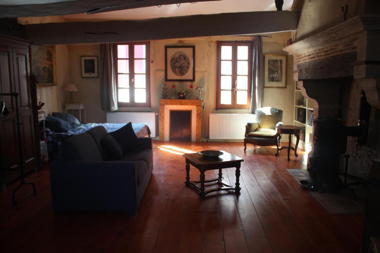 Ferienwohnung L' Ancien Relais De Poste Henri Casteljaloux Exterior foto