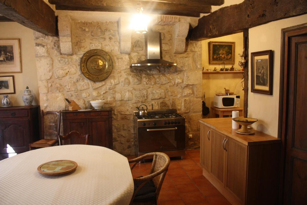 Ferienwohnung L' Ancien Relais De Poste Henri Casteljaloux Exterior foto